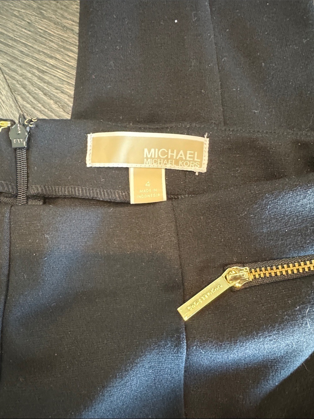 Michael Kors Pants Size 4 - Picture 2 of 4